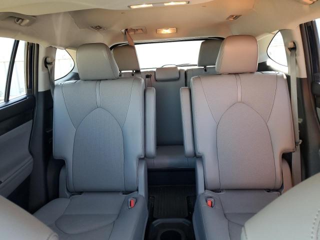 Photo 10 from auction – 2022 TOYOTA HIGHLANDER with VIN 5TDDZRBH2NS166989