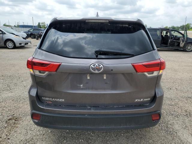 Photo 6 from auction – 2019 TOYOTA HIGHLANDER with VIN 5TDJZRFH9KS621930