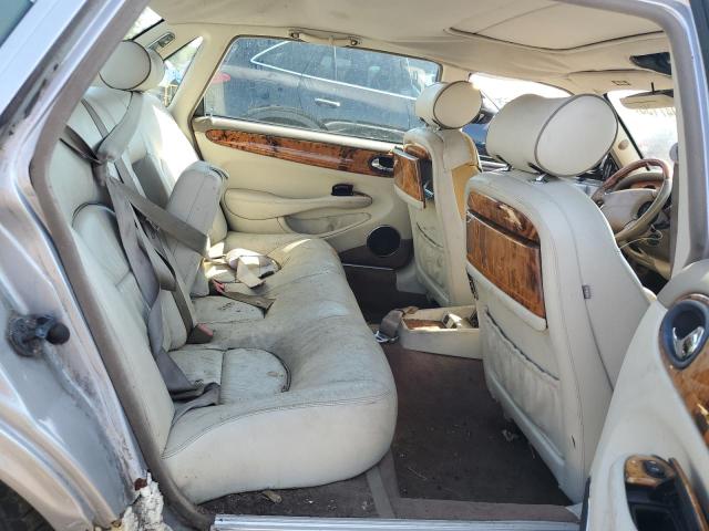 Photo 10 from auction – 2002 JAGUAR VANDENPLAS with VIN SAJDA24CX2LF47054