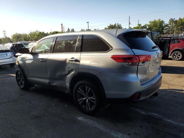 Photo 2 from auction – 2019 TOYOTA HIGHLANDER LE with VIN 5TDBZRFH6KS737347
