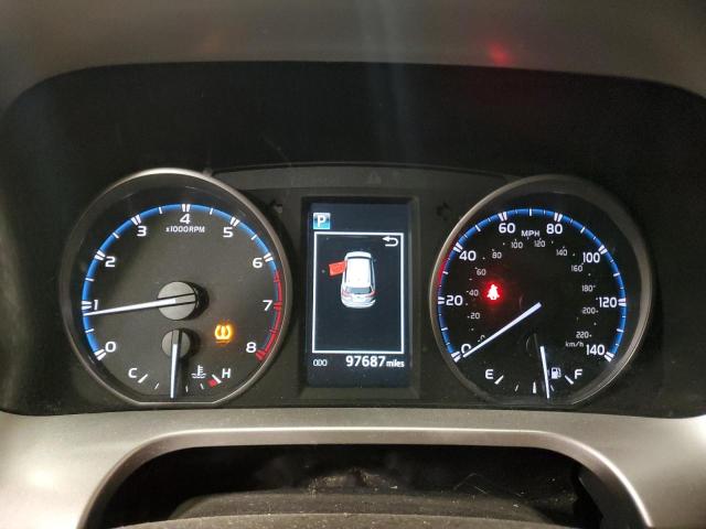 Photo 9 from auction – 2017 TOYOTA RAV4 XLE with VIN JTMRFREV8HJ114137