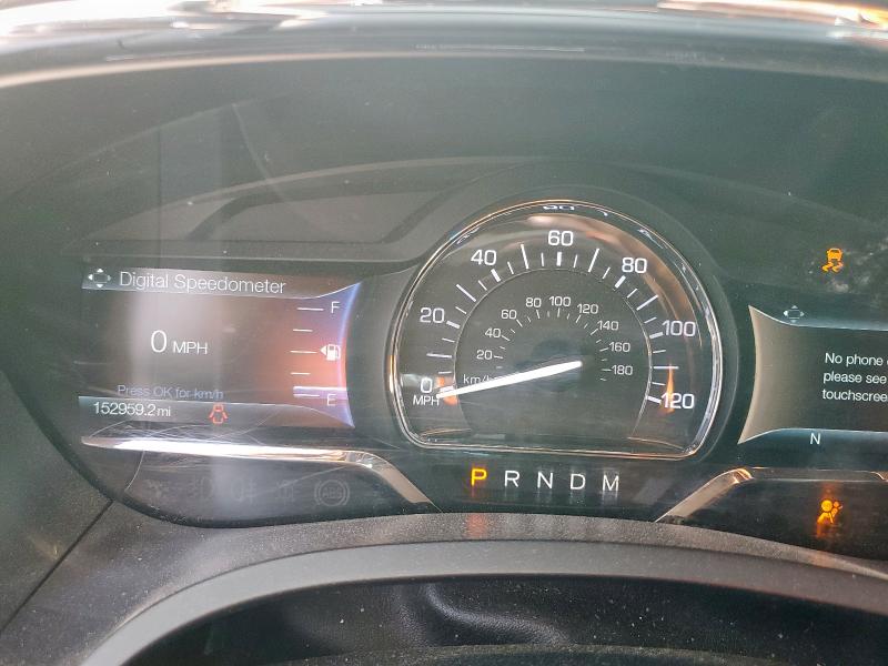 Photo 9 from auction – 2017 LINCOLN NAVIGATOR with VIN 5LMJJ2JTXHEL03459
