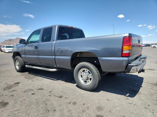 Photo 2 from auction – 2002 CHEVROLET SILVERADO with VIN 1GCHK29G52E126563