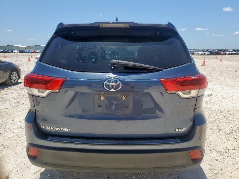 صورة رقم 6 من المزاد - 2017 TOYOTA HIGHLANDER مع VIN 5TDKZRFH1HS519079