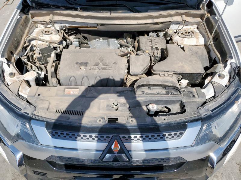 Photo 12 from auction – 2019 MITSUBISHI OUTLANDER with VIN JA4AZ3A39KZ041109