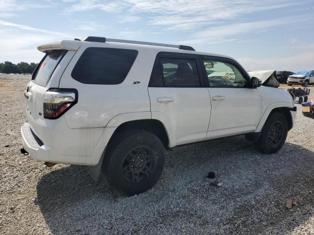 Photo 3 from auction – 2019 TOYOTA 4RUNNER SR with VIN JTEBU5JR7K5613158