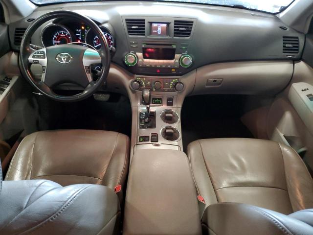 Photo 8 from auction – 2012 TOYOTA HIGHLANDER with VIN 5TDBK3EH8CS137773