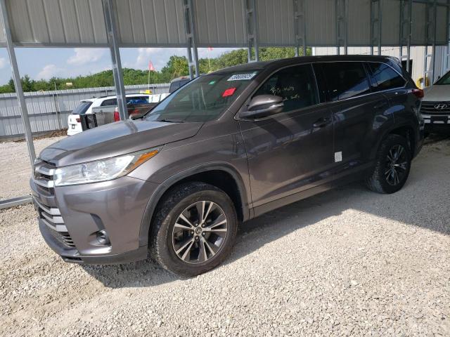 TOYOTA HIGHLANDER LE 2019 with VIN 5TDZZRFH8KS358834 - Photo from auction