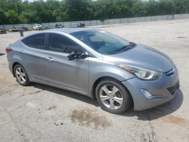 Photo 4 from auction – 2016 HYUNDAI ELANTRA SE with VIN 5NPDH4AE0GH680359
