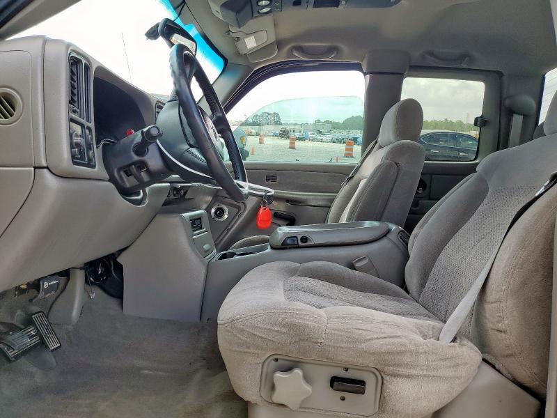 Photo 7 from auction – 2000 CHEVROLET SILVERADO with VIN 2GCEC19T3Y1130323