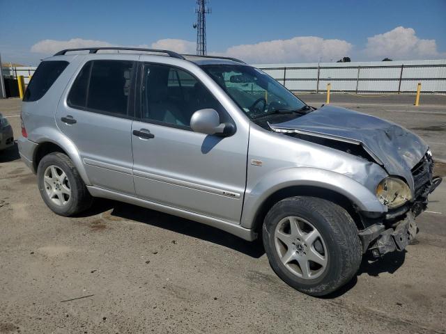 Photo 4 from auction – 2001 MERCEDES-BENZ ML with VIN 4JGAB72EX1A267735