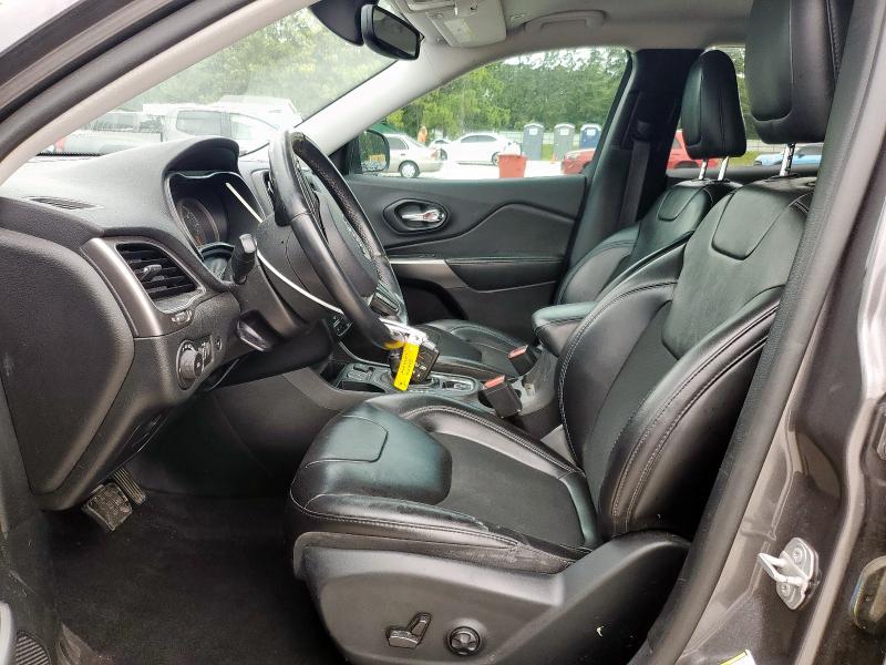 Photo 7 from auction – 2019 JEEP CHEROKEE L with VIN 1C4PJLLB2KD307904