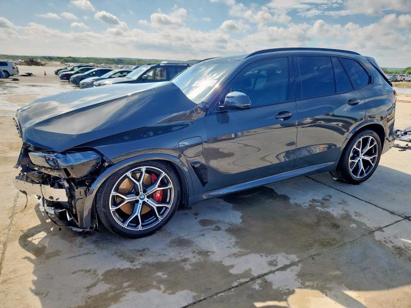 BMW X5 XDRIVE5 2025 with VIN 5UX43EU09S9X71196 - Photo from auction