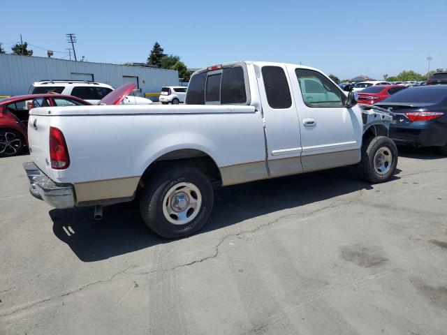 Photo 3 from auction – 2000 FORD F150 with VIN 1FTRX17W9YKA49152