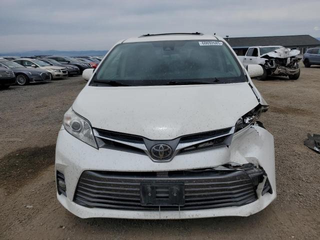 Photo 5 from auction – 2018 TOYOTA SIENNA XLE with VIN 5TDYZ3DC8JS962091