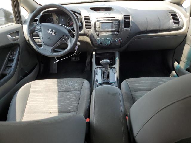 Zdjęcie 8 z aukcji – 2017 KIA FORTE LX z VIN 3KPFL4A72HE008155