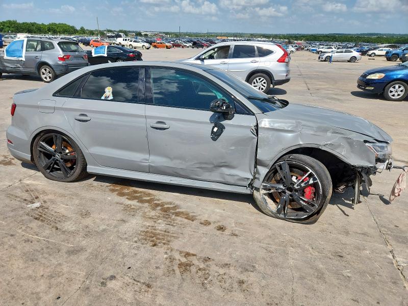 Photo 4 from auction – 2018 AUDI RS3 with VIN WUABWGFFXJ1908112