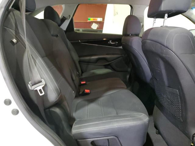 Photo 11 from auction – 2019 KIA SORENTO LX with VIN 5XYPGDA55KG582444