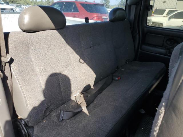 Photo 10 from auction – 2005 CHEVROLET SILVERADO with VIN 2GCEC19V851202484