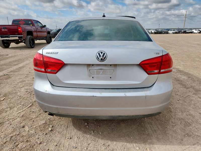 Photo 6 from auction – 2015 VOLKSWAGEN PASSAT S with VIN 1VWAS7A36FC058800