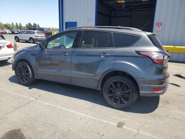 Photo 2 from auction – 2017 FORD ESCAPE SE with VIN 1FMCU0GD3HUC80118