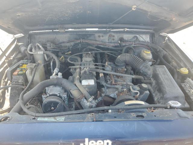 Photo 11 from auction – 2001 JEEP CHEROKEE with VIN 1J4FF48S81L556119