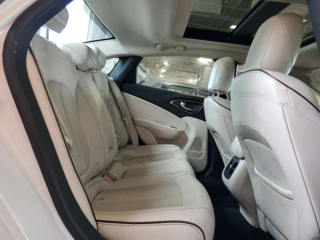Photo 10 from auction – 2015 CHRYSLER 200 C with VIN 1C3CCCCG1FN590028