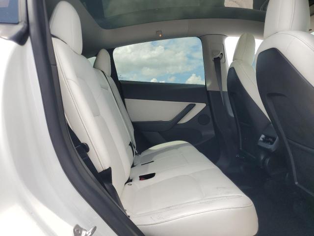 Photo 11 from auction – 2021 TESLA MODEL Y with VIN 5YJYGDED3MF123400
