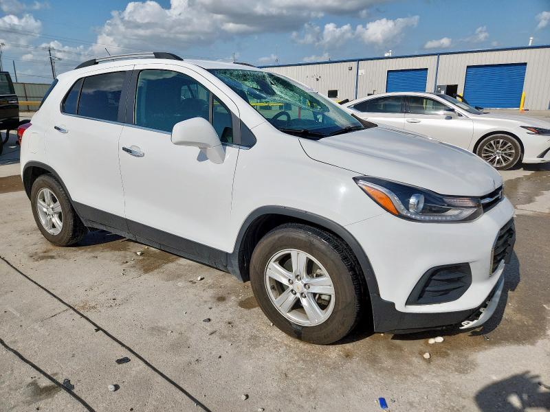 Photo 4 from auction – 2019 CHEVROLET TRAX 1LT with VIN KL7CJLSB1KB750425