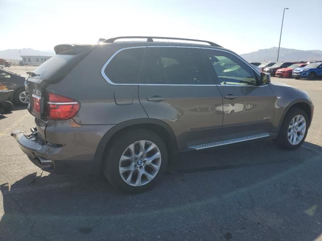 Photo 3 from auction – 2013 BMW X5 XDRIVE3 with VIN 5UXZV4C56D0B13160
