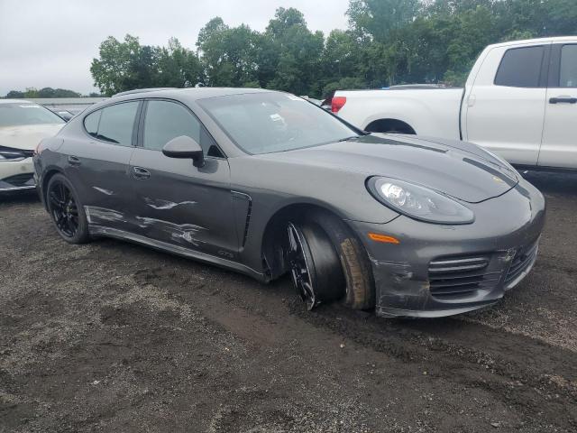 Photo 4 from auction – 2016 PORSCHE PANAMERA G with VIN WP0AF2A7XGL080197