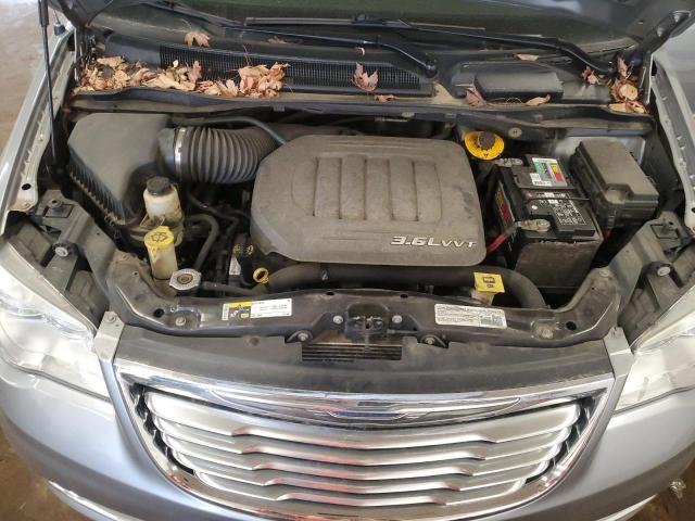 Photo 12 from auction – 2014 CHRYSLER TOWN & COU with VIN 2C4RC1BG0ER468340