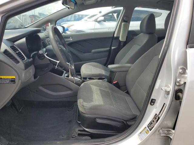 Photo 7 from auction – 2018 KIA FORTE LX with VIN 3KPFK4A72JE265759