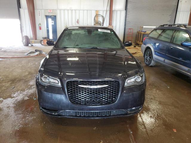 Photo 5 from auction – 2017 CHRYSLER 300 S with VIN 2C3CCAGG1HH648178
