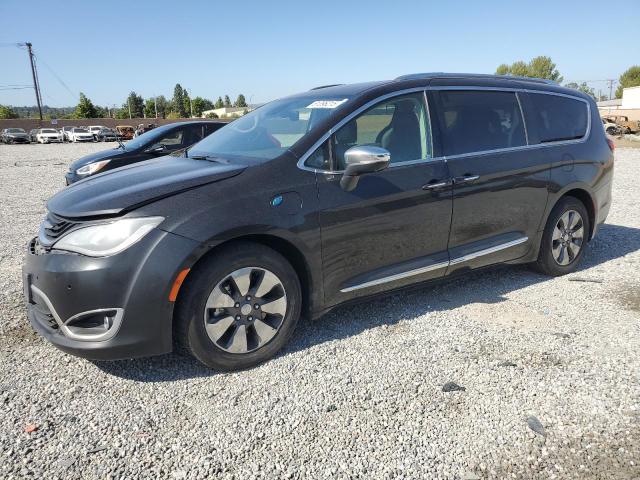 CHRYSLER PACIFICA H 2018 with VIN 2C4RC1N74JR213650 - Photo from auction