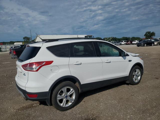 Foto 3 de la subasta – 2015 FORD ESCAPE SE con VIN 1FMCU9G91FUC33487