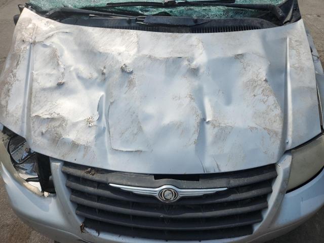 Photo 12 from auction – 2006 CHRYSLER TOWN & COU with VIN 1A4GP45R36B620955