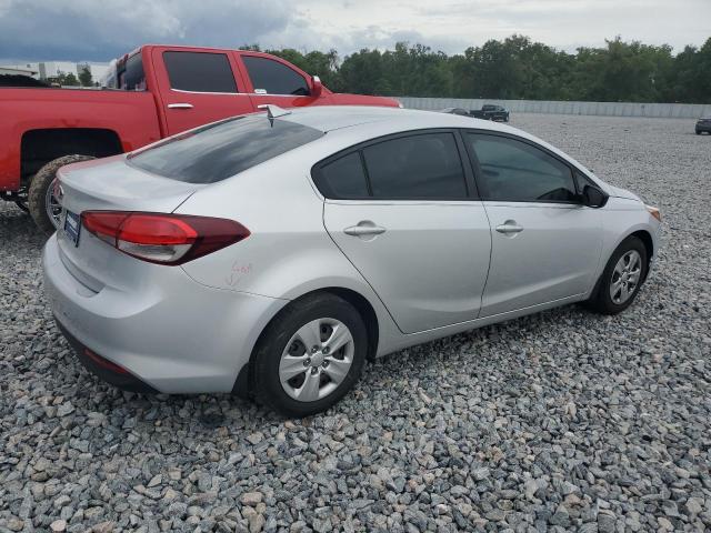Photo 3 from auction – 2017 KIA FORTE LX with VIN 3KPFK4A75HE091700