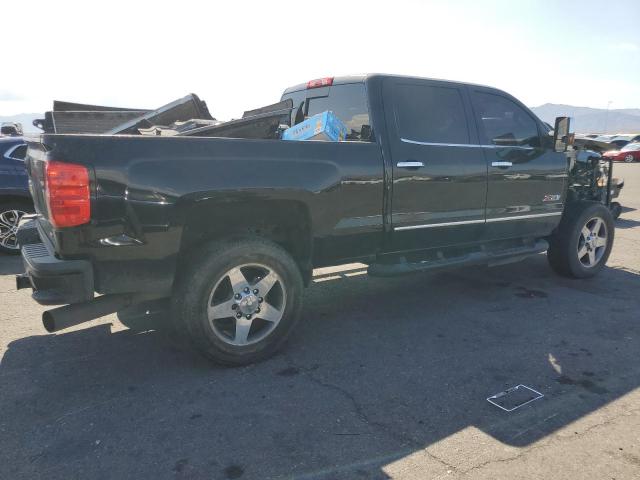 Photo 3 from auction – 2018 CHEVROLET SILVERADO with VIN 1GC1KWEY1JF105967