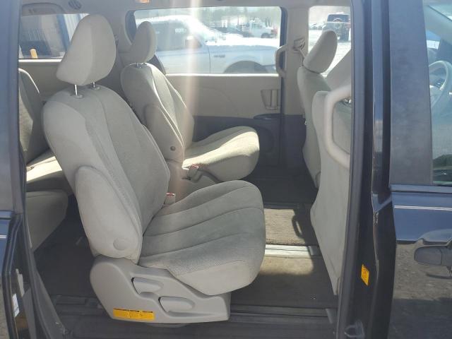 Photo 11 from auction – 2011 TOYOTA SIENNA with VIN 5TDZK3DC1BS164364