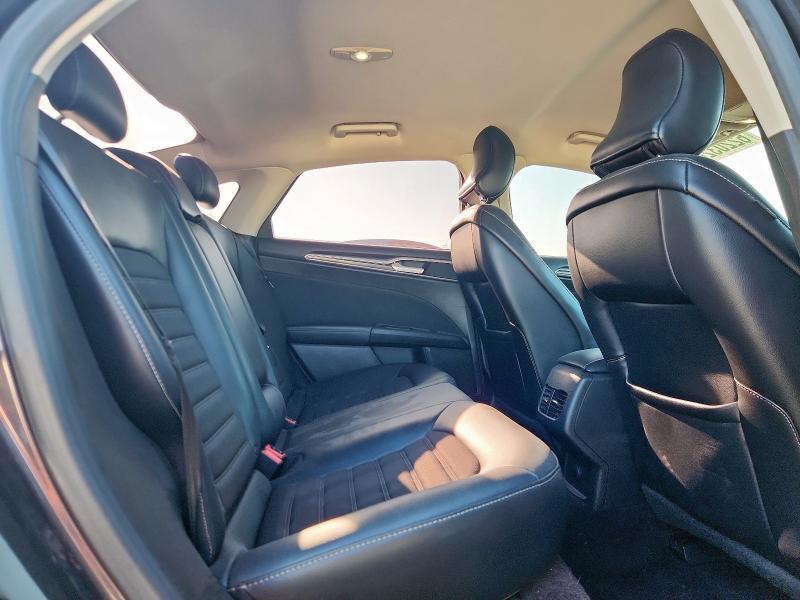 Photo 10 from auction – 2017 FORD FUSION SE with VIN 3FA6P0HD2HR311802