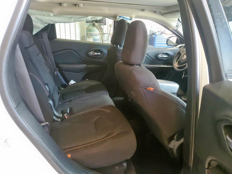 Photo 10 from auction – 2017 JEEP CHEROKEE L with VIN 1C4PJLCB3HW554393