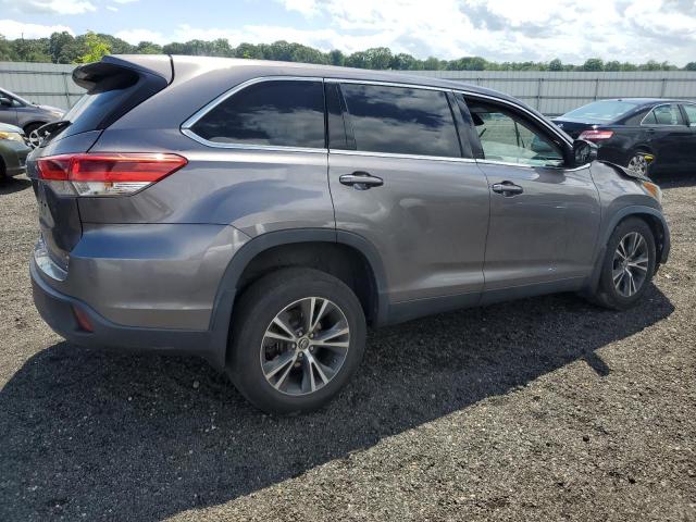 Photo 3 from auction – 2019 TOYOTA HIGHLANDER with VIN 5TDBZRFH6KS730916