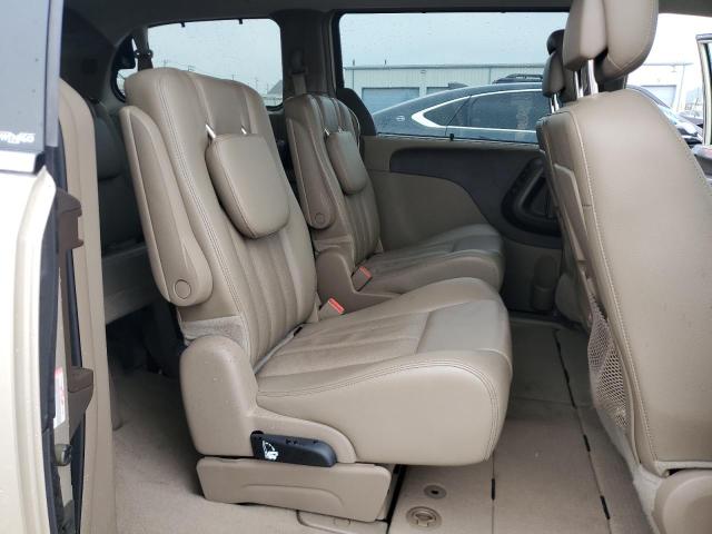 Photo 11 from auction – 2014 CHRYSLER TOWN & COU with VIN 2C4RC1CG4ER107918
