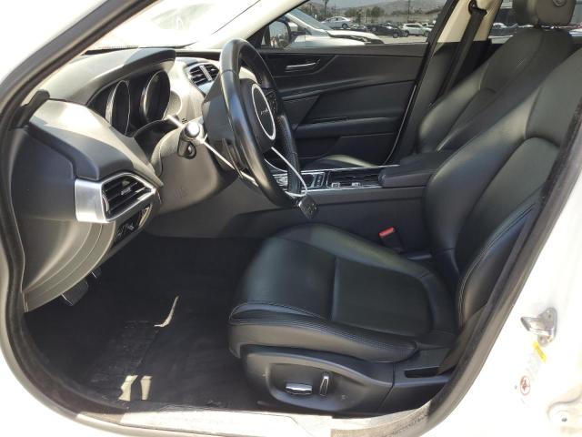 Photo 7 from auction – 2019 JAGUAR XE with VIN SAJAR4FX9KCP48447