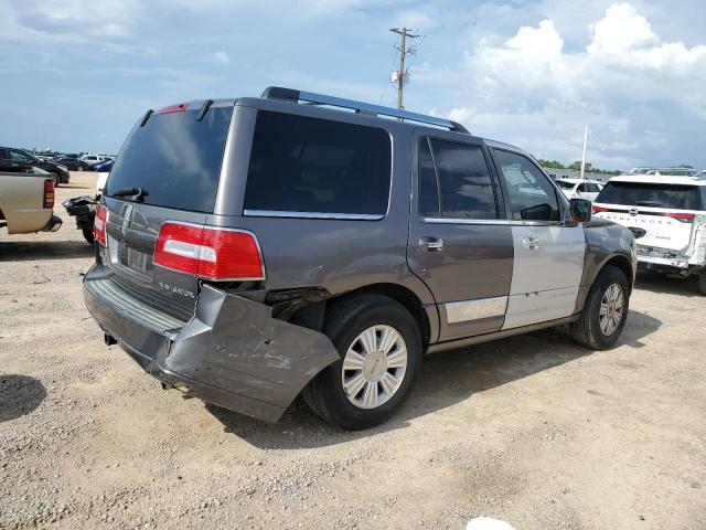 Photo 3 from auction – 2010 LINCOLN NAVIGATOR with VIN 5LMJJ2J58AEJ04949