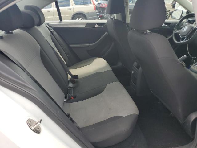 Photo 10 from auction – 2017 VOLKSWAGEN JETTA S with VIN 3VW2B7AJ0HM340144