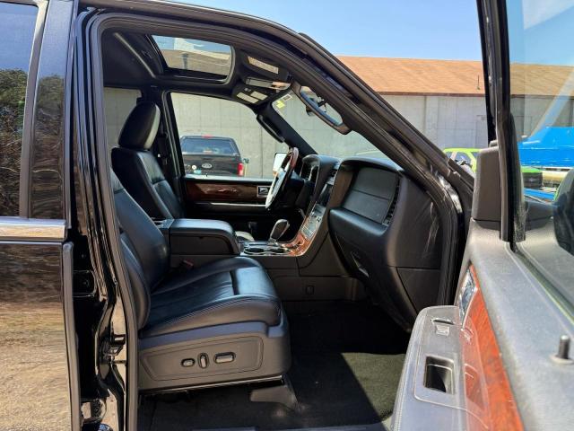 Photo 5 from auction – 2017 LINCOLN NAVIGATOR with VIN 5LMJJ3JT3HEL09741