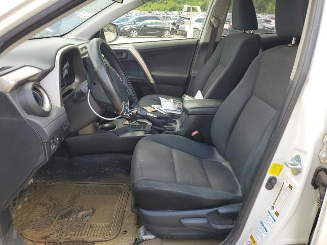 Photo 7 from auction – 2015 TOYOTA RAV4 LE with VIN JTMBFREV4FJ042688