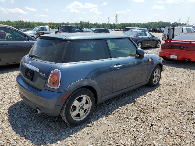 Photo 3 from auction – 2010 MINI COOPER with VIN WMWMF3C50ATZ66421